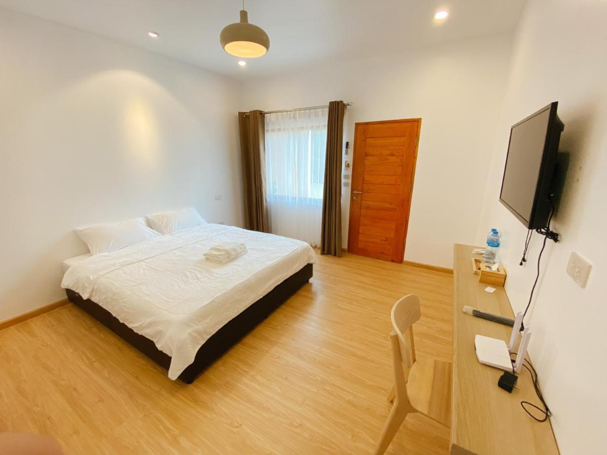 Sea Bear Resort ซีแบร์รีสอร์ต Koh Phayam Esterno foto