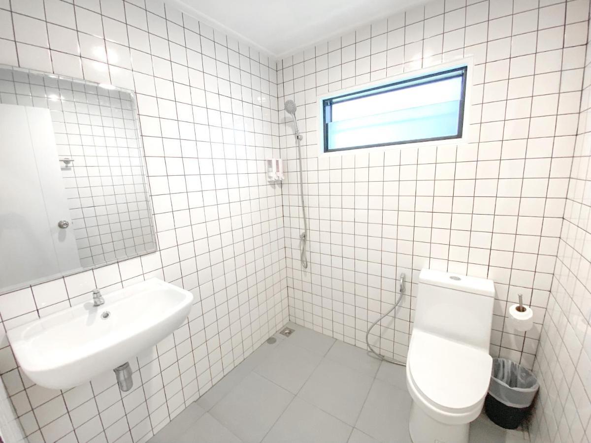 Sea Bear Resort ซีแบร์รีสอร์ต Koh Phayam Esterno foto