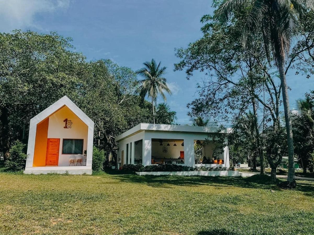 Sea Bear Resort ซีแบร์รีสอร์ต Koh Phayam Esterno foto