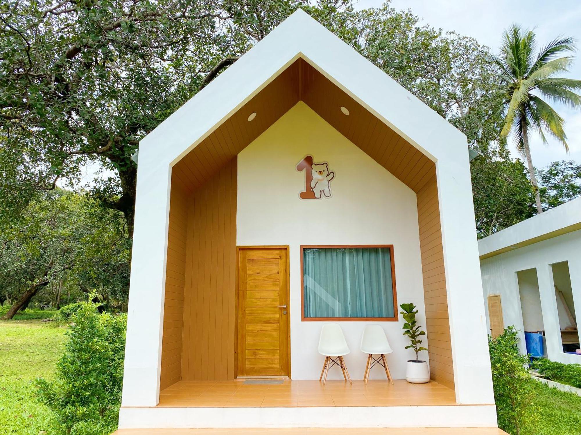 Sea Bear Resort ซีแบร์รีสอร์ต Koh Phayam Esterno foto